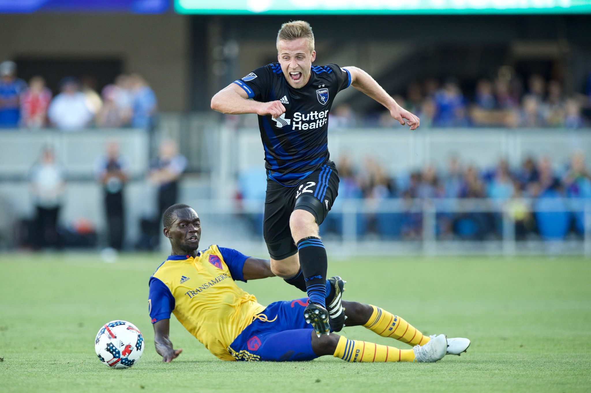 公众视野 公众视野